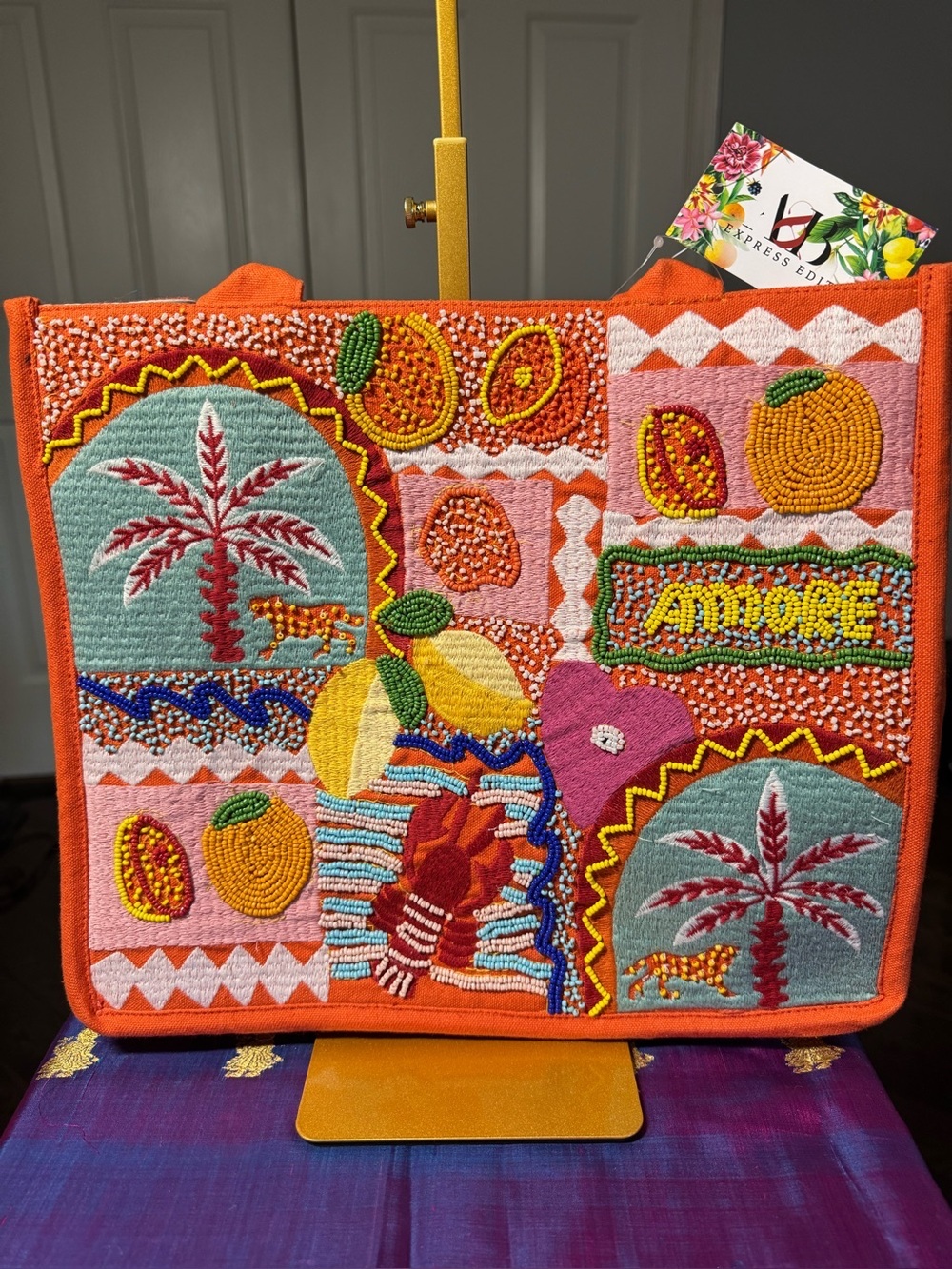 🔥 NWT America & Beyond "Amore" Hand-Beaded Tropical Canvas Tote Bag - Picture 3 of 5